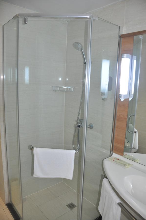 Ibis Luoyang Hi Tech Dev Zone Hotel Exterior photo