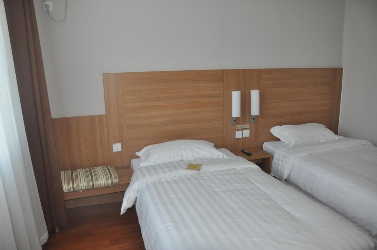 Ibis Luoyang Hi Tech Dev Zone Hotel Exterior photo
